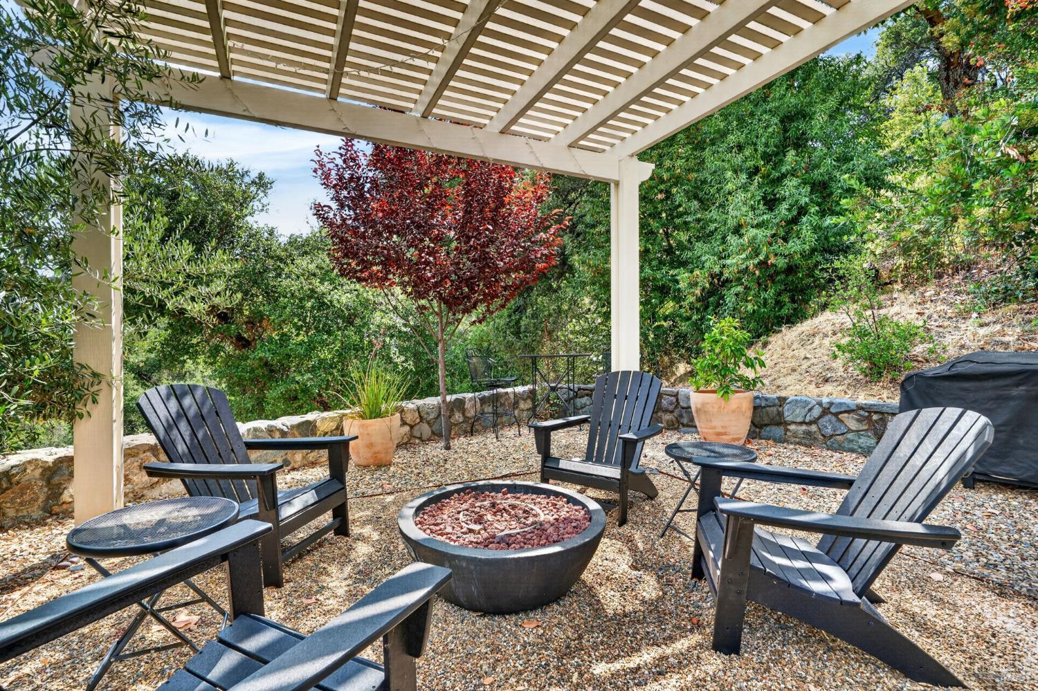 275 Kerry Lane Cloverdale CA 95425