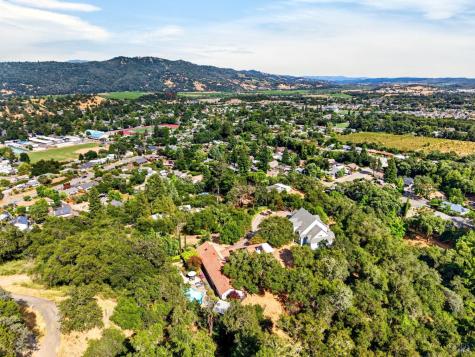 275 Kerry Lane Cloverdale CA 95425