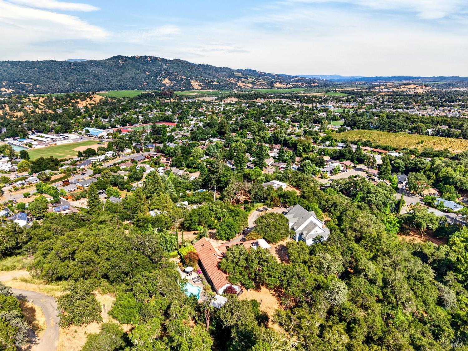 275 Kerry Lane Cloverdale CA 95425