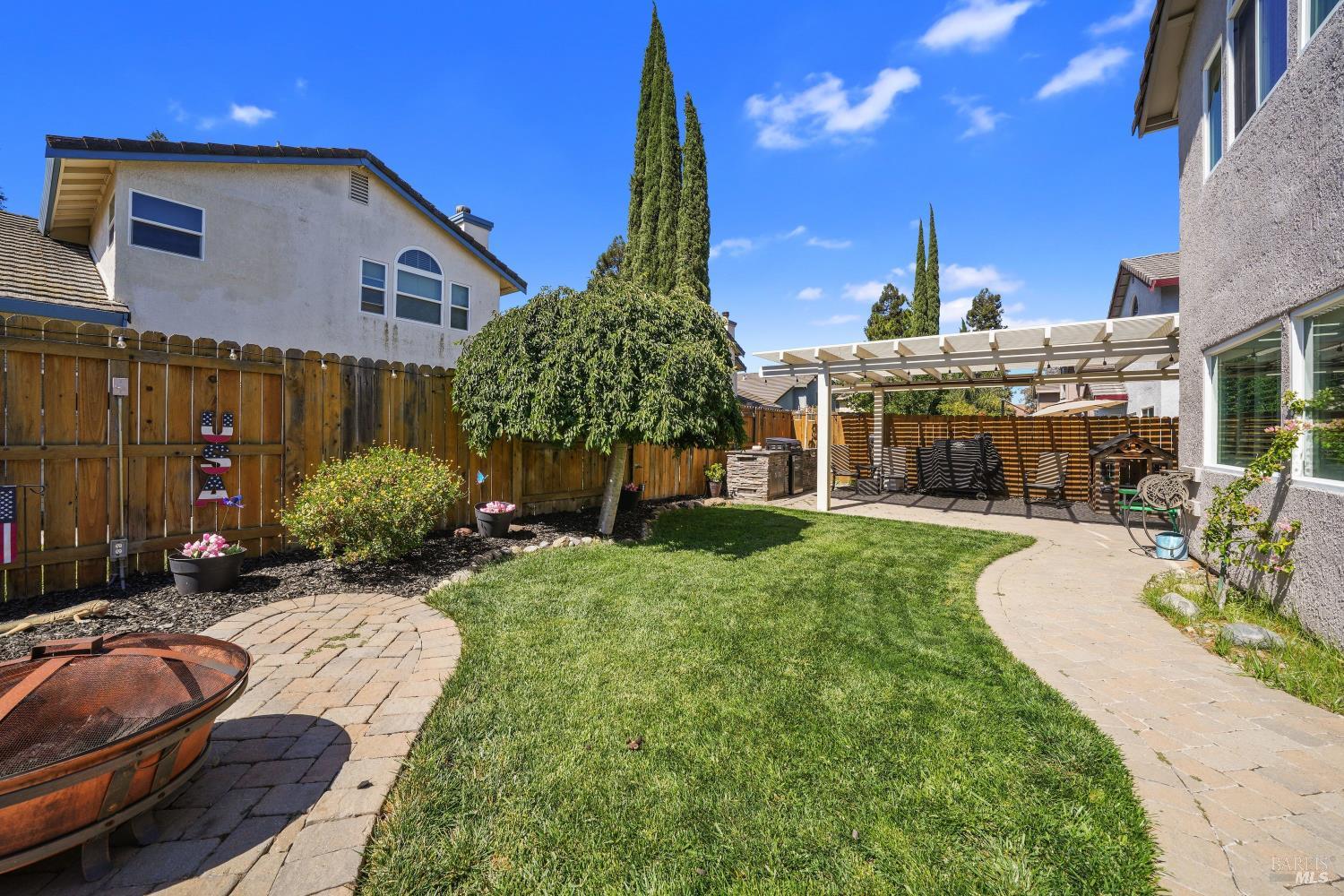 1169 Notre Dame Circle Vacaville CA 95687