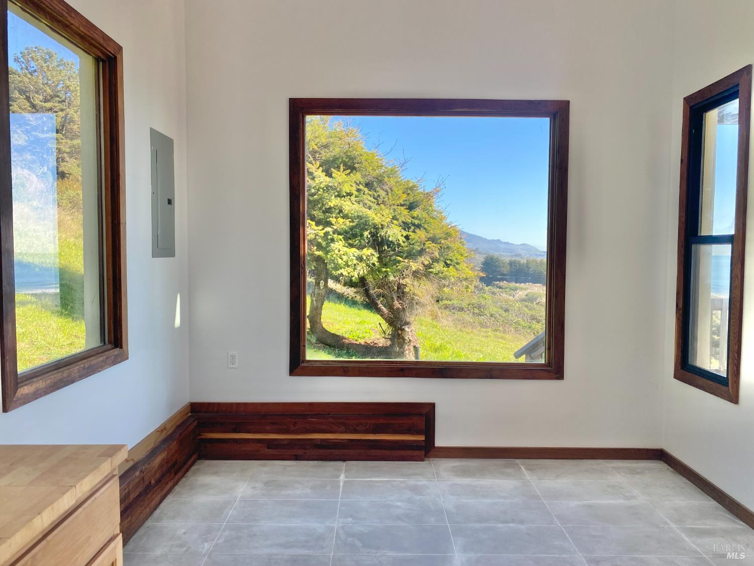 41301 Seascape Drive Westport CA 95488