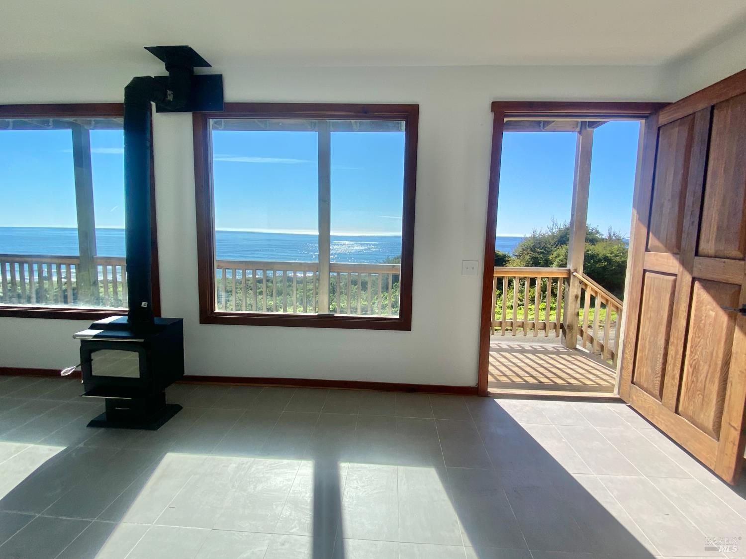 41301 Seascape Drive Westport CA 95488