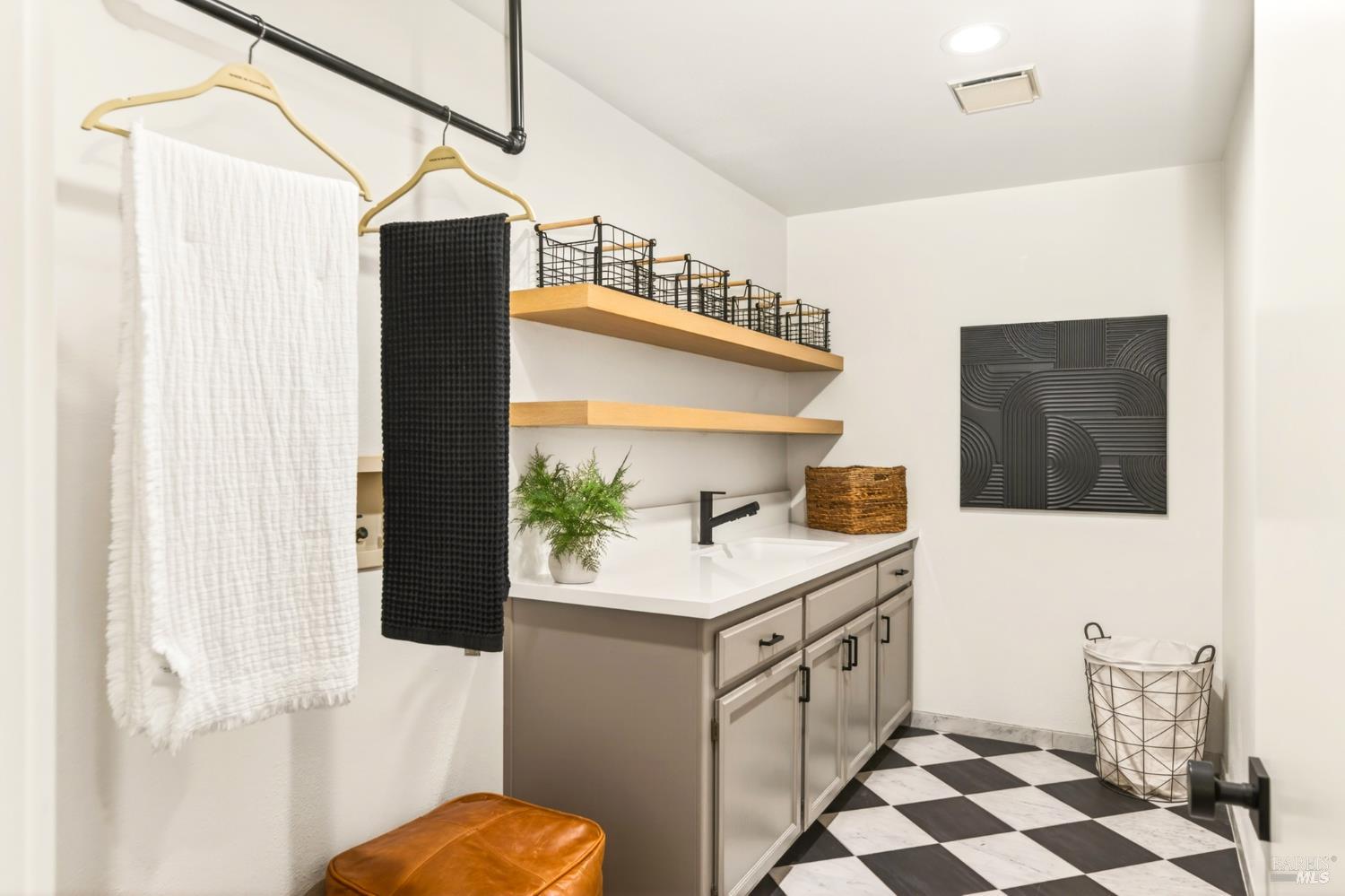 18 Clement Court Napa CA 94558