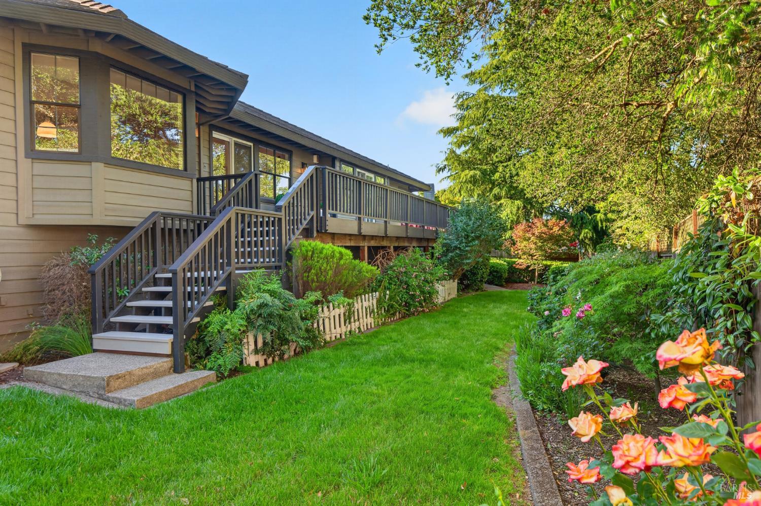 18 Clement Court Napa CA 94558