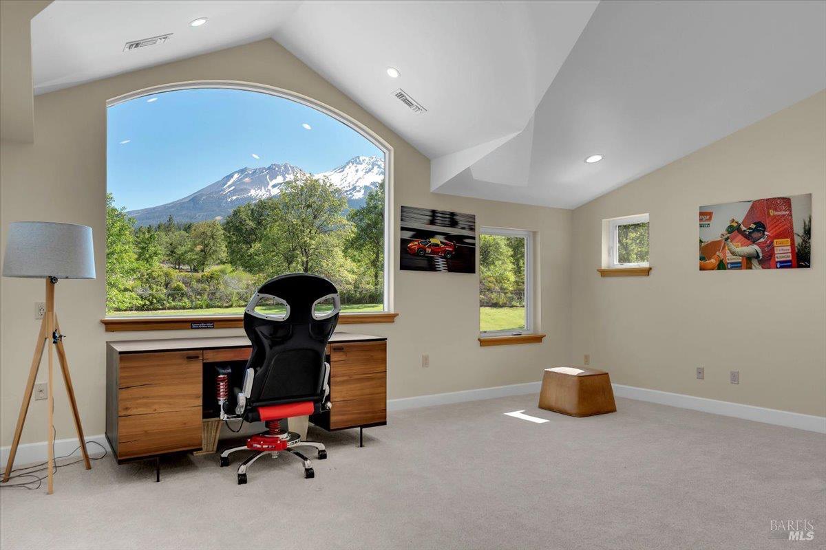 1395 Northridge Drive Mount Shasta CA 96067