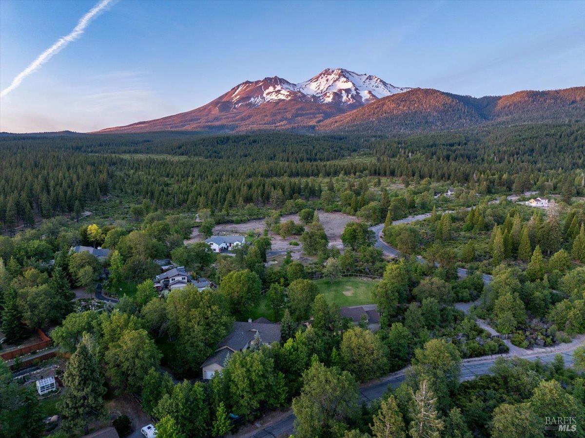 1395 Northridge Drive Mount Shasta CA 96067