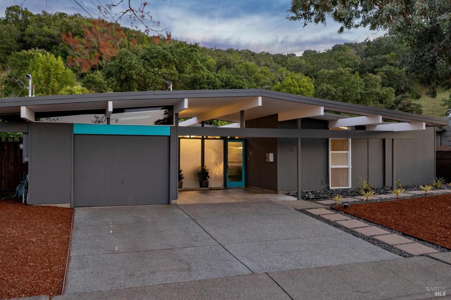 324 Devon Drive San Rafael CA 94903