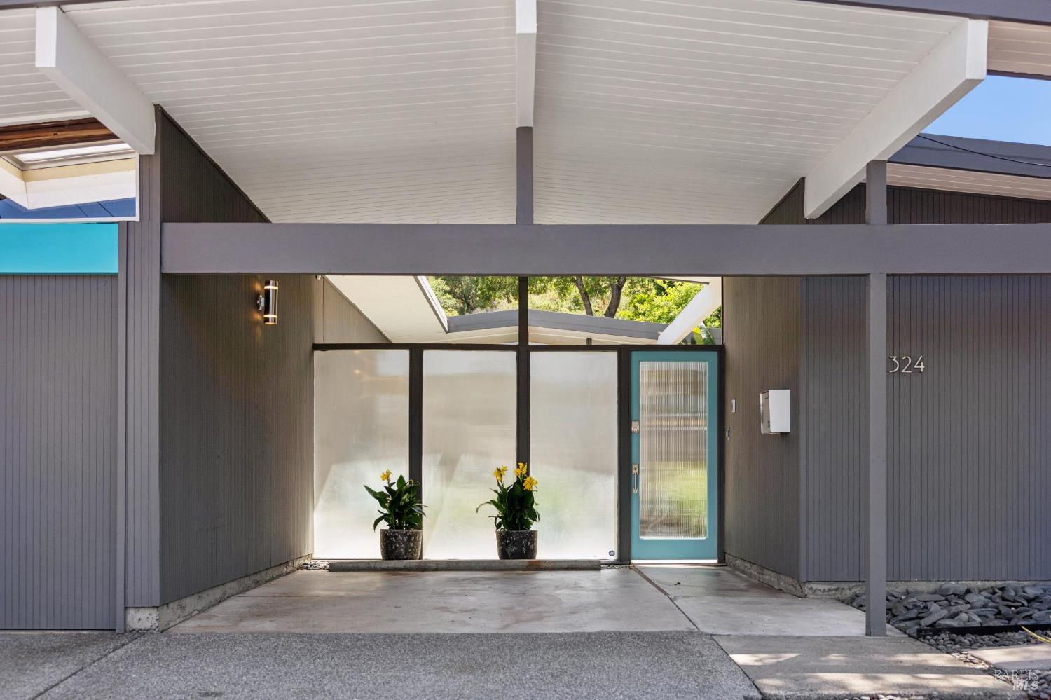 324 Devon Drive San Rafael CA 94903