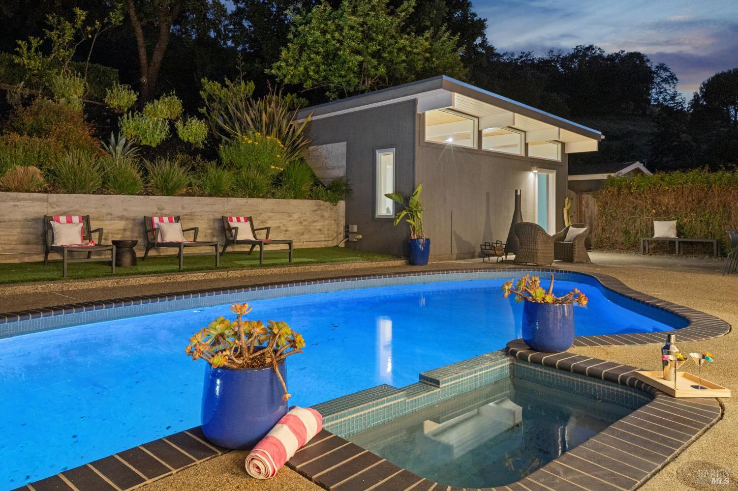 324 Devon Drive San Rafael CA 94903