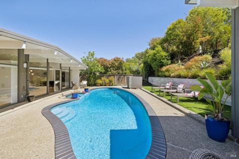 324 Devon Drive San Rafael CA 94903