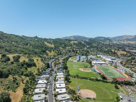 324 Devon Drive San Rafael CA 94903