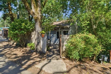 9222 Argonne Way Forestville CA 95436