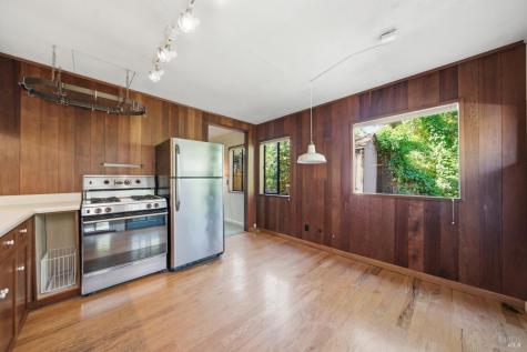 9222 Argonne Way Forestville CA 95436