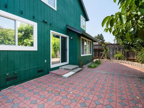 1520 Cabernet Circle Santa Rosa CA 95403