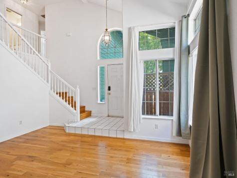 1520 Cabernet Circle Santa Rosa CA 95403