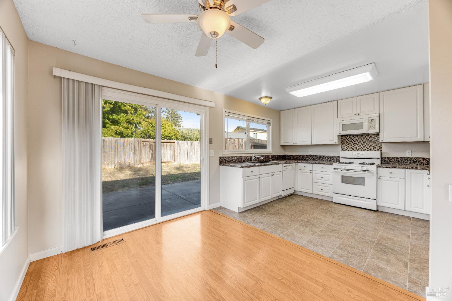 8528 Liman Way Rohnert Park CA 94928
