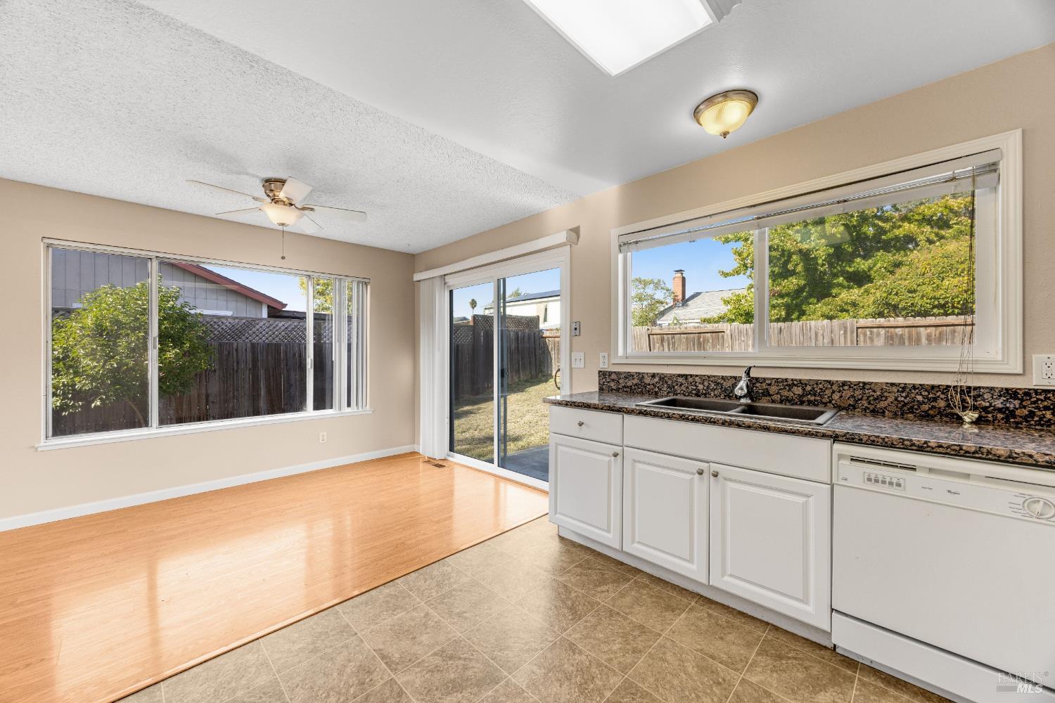 8528 Liman Way Rohnert Park CA 94928