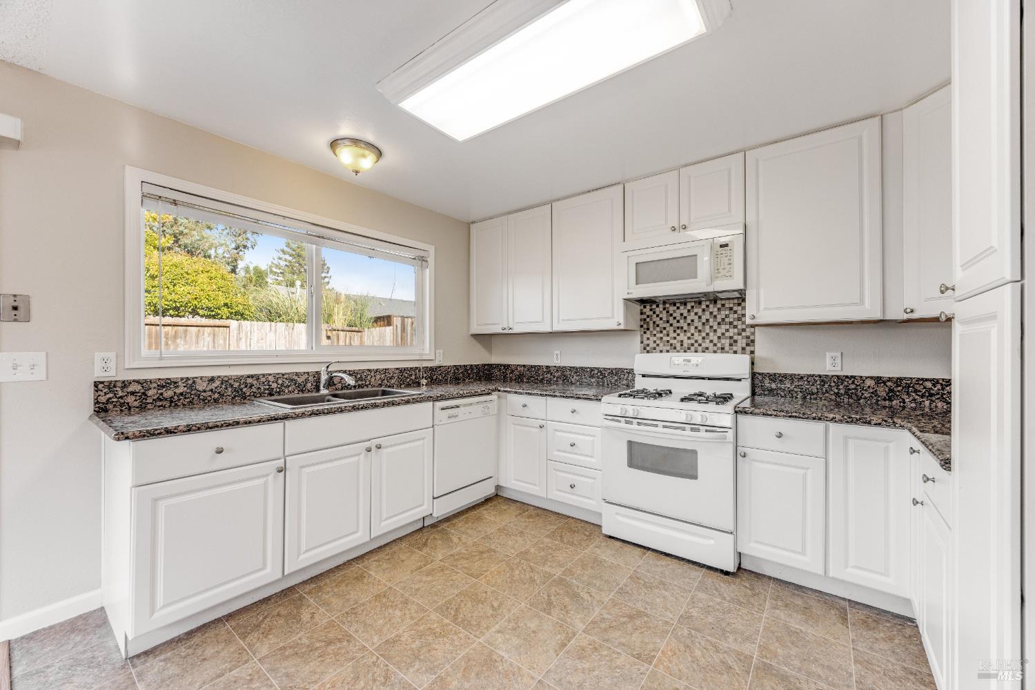 8528 Liman Way Rohnert Park CA 94928