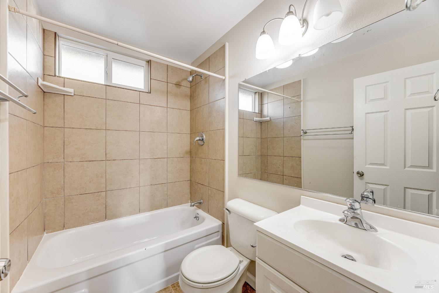 8528 Liman Way Rohnert Park CA 94928