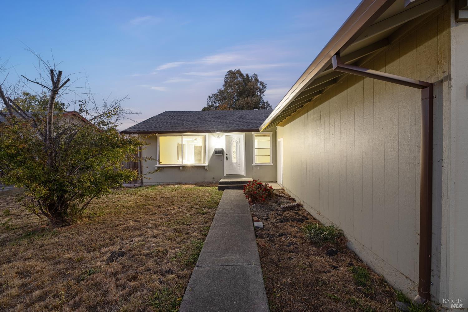 8528 Liman Way Rohnert Park CA 94928