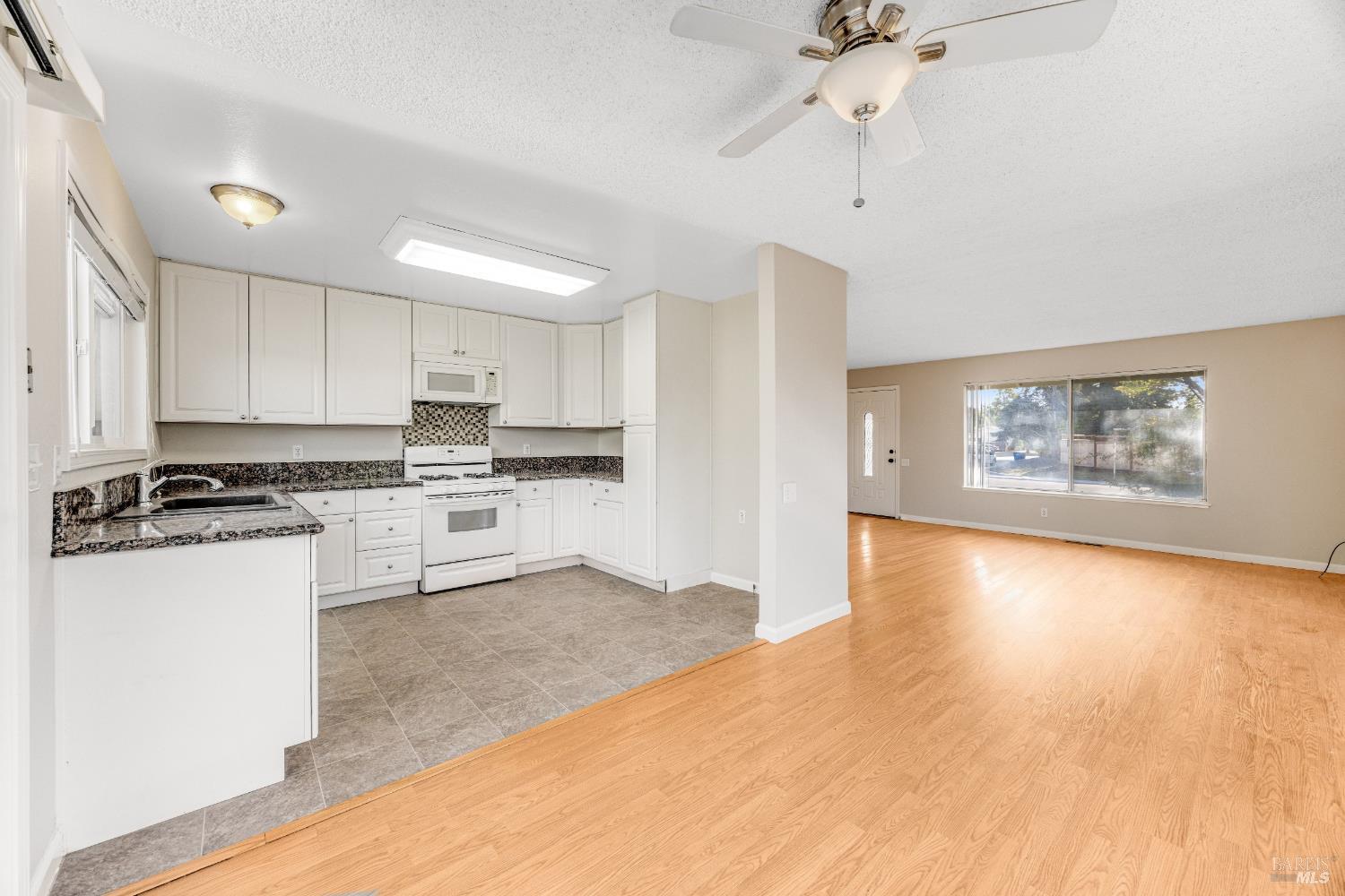 8528 Liman Way Rohnert Park CA 94928