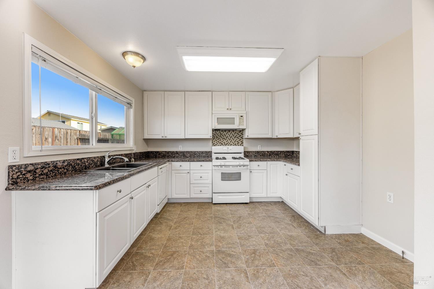 8528 Liman Way Rohnert Park CA 94928