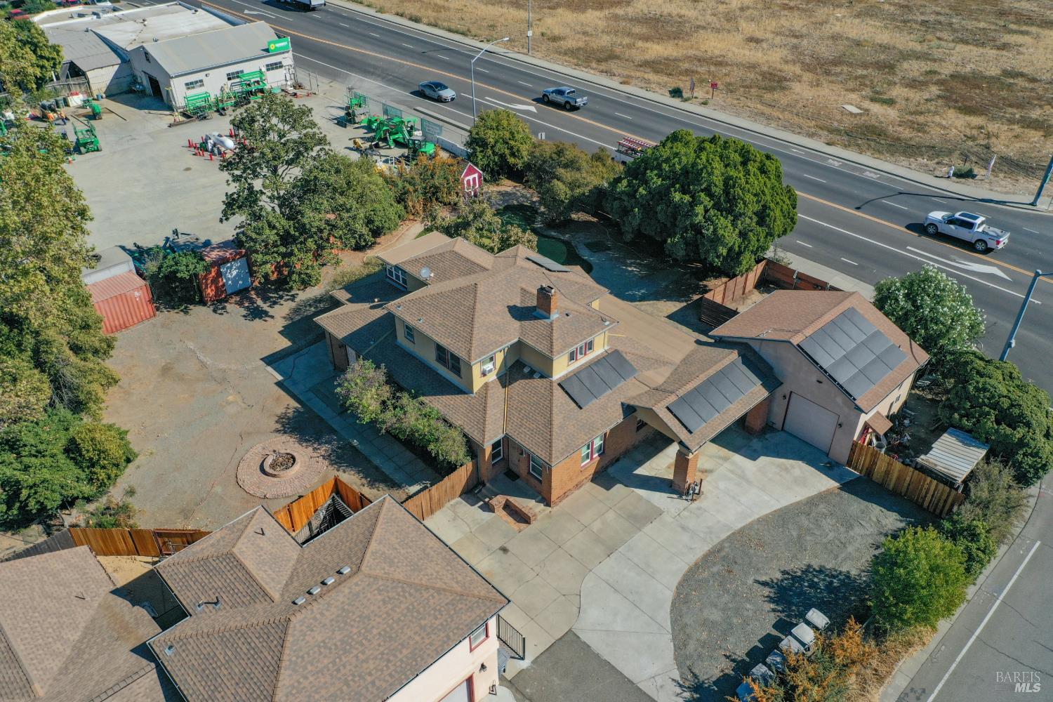 811 N First Street Dixon CA 95620