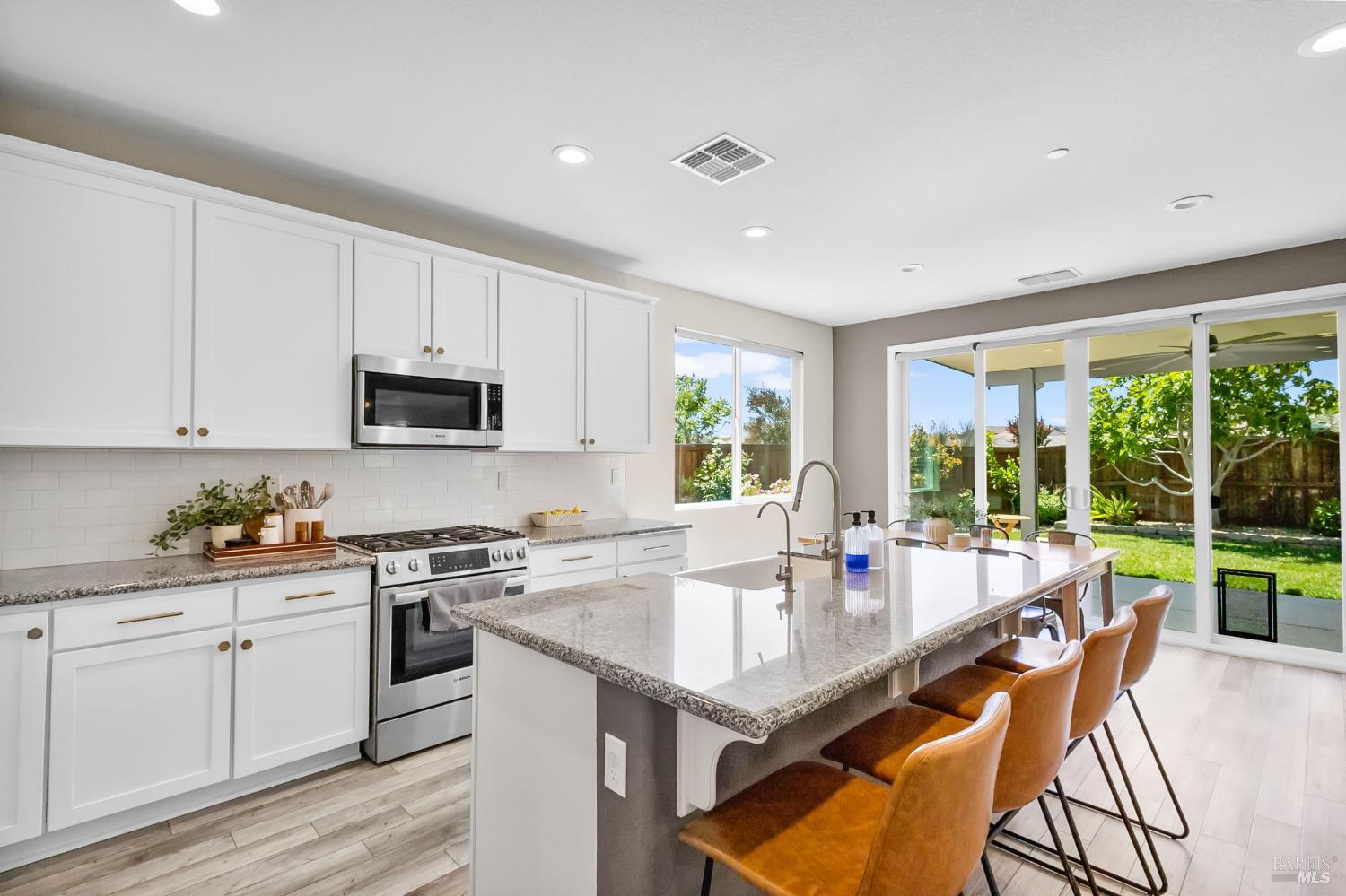 600 Blake Road Vacaville CA 95687
