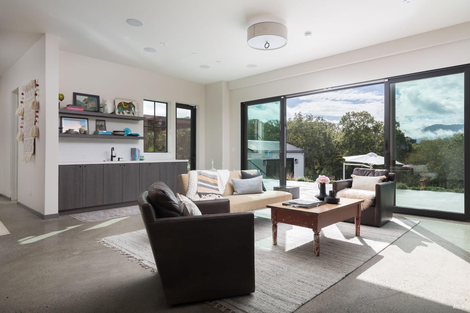 1970 Warm Springs Road Glen Ellen CA 95442
