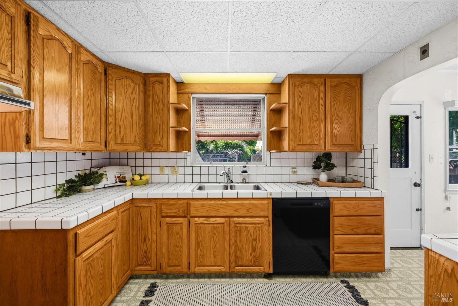 1939 Indiana Street Vallejo CA 94590