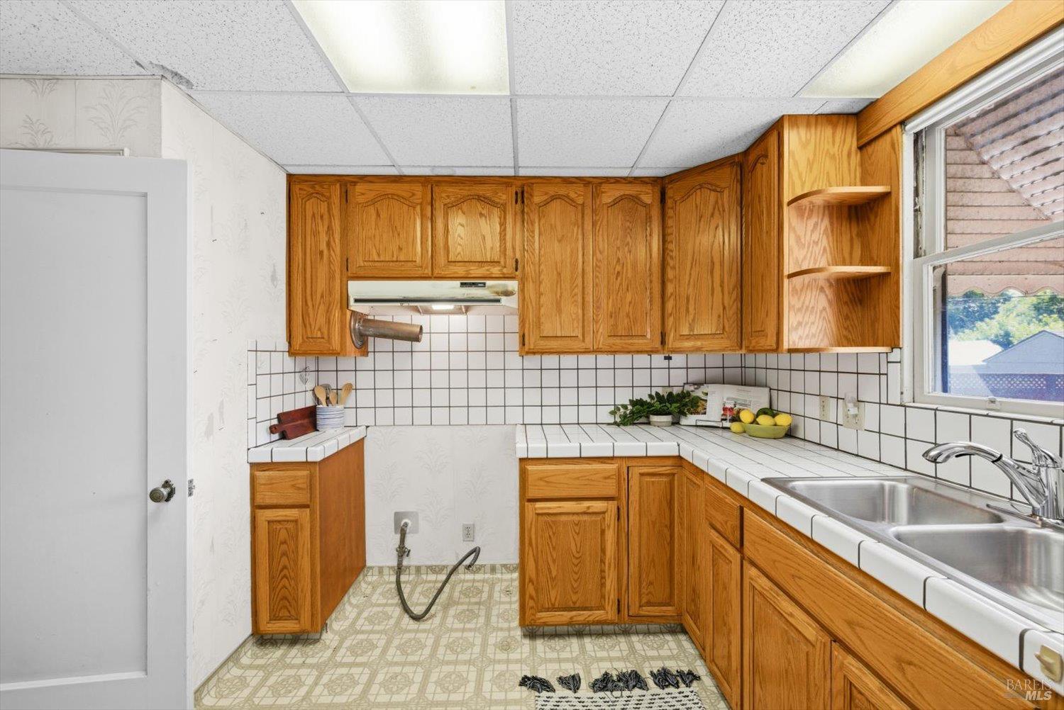 1939 Indiana Street Vallejo CA 94590