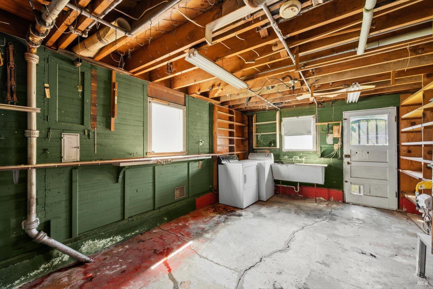 1939 Indiana Street Vallejo CA 94590