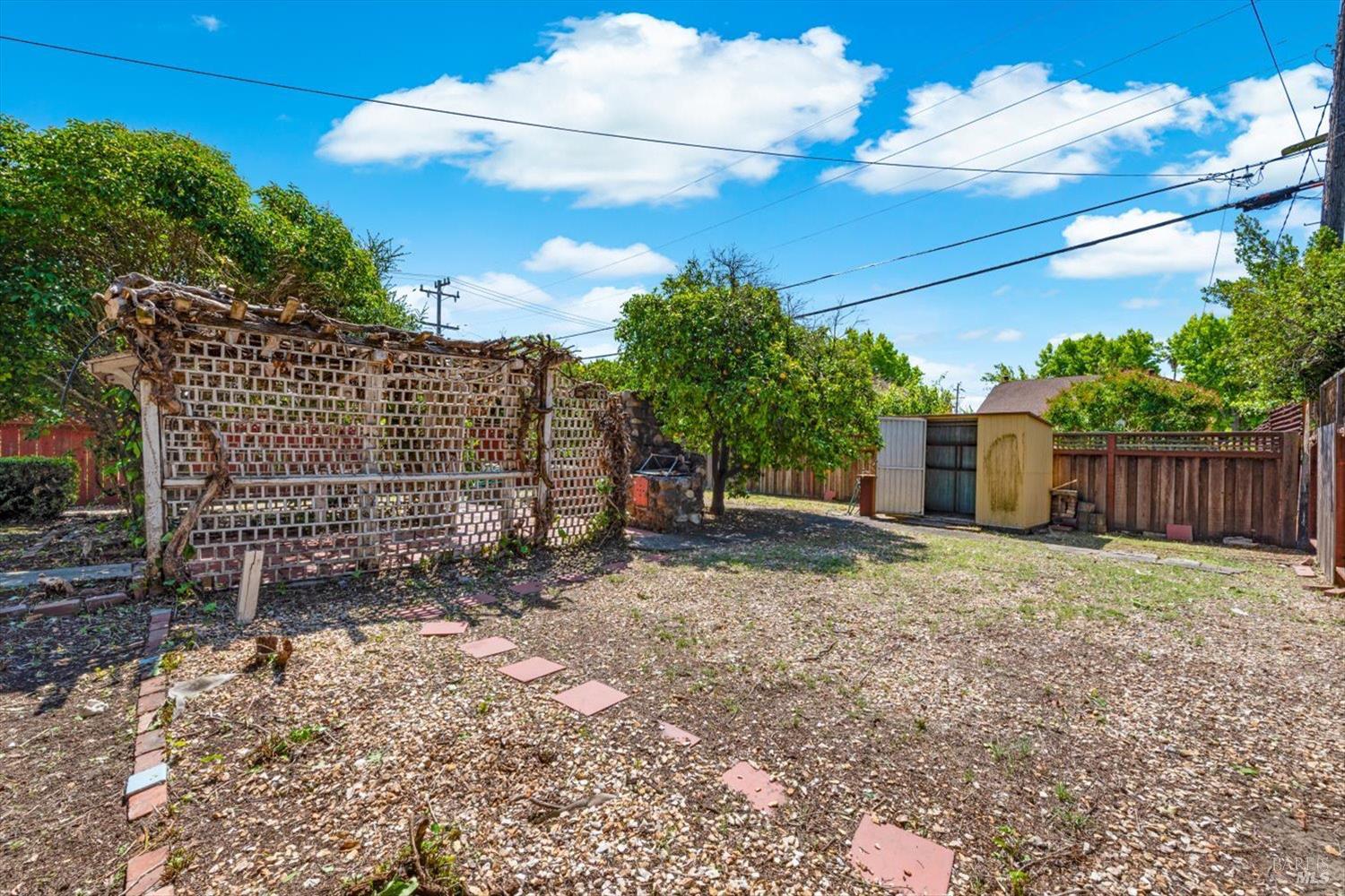 1939 Indiana Street Vallejo CA 94590