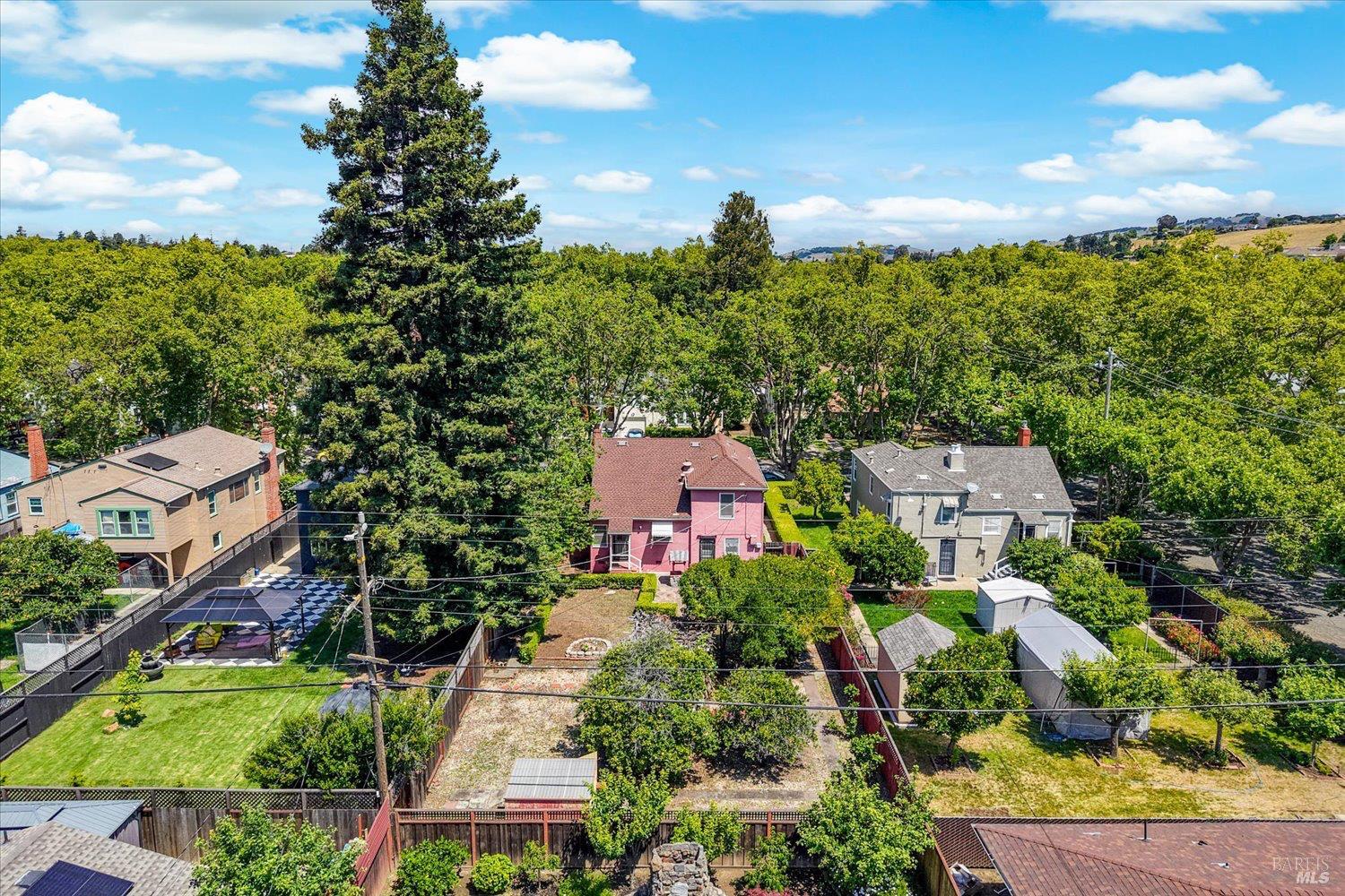 1939 Indiana Street Vallejo CA 94590