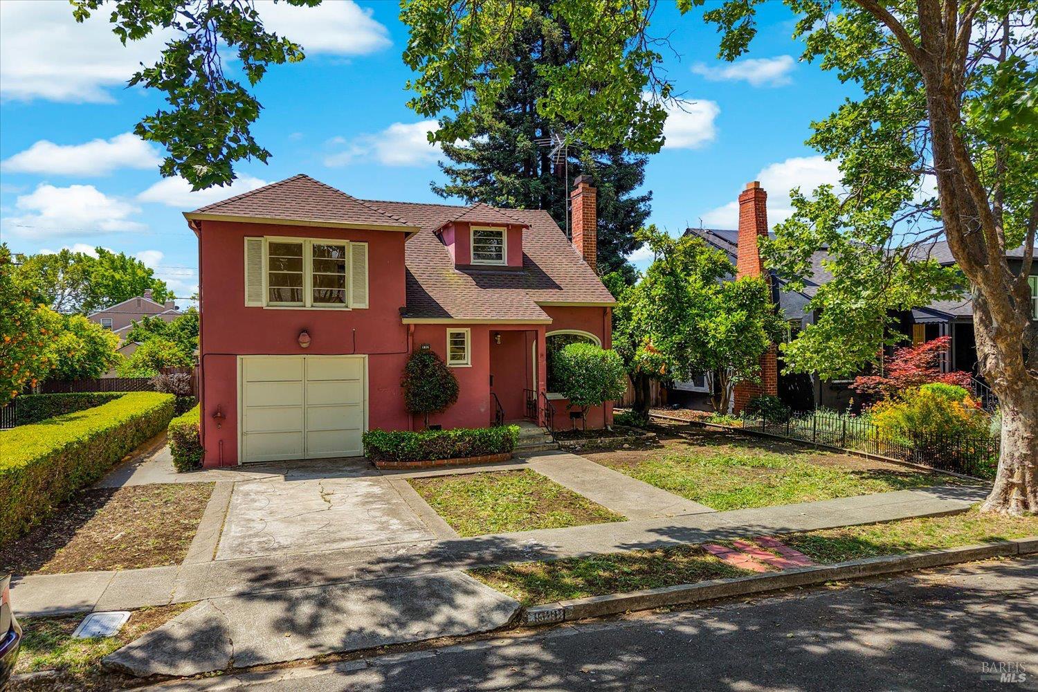 1939 Indiana Street Vallejo CA 94590