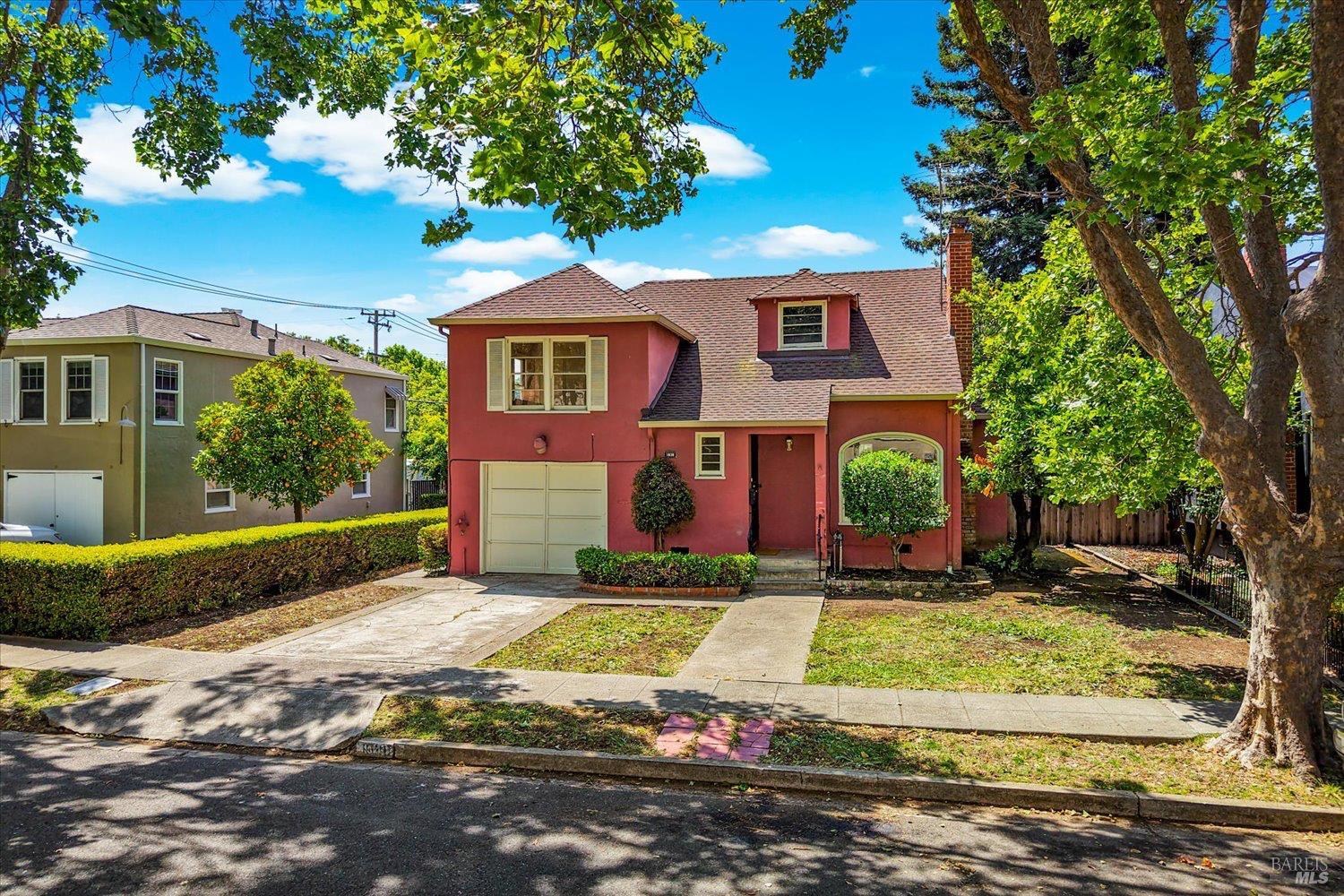 1939 Indiana Street Vallejo CA 94590