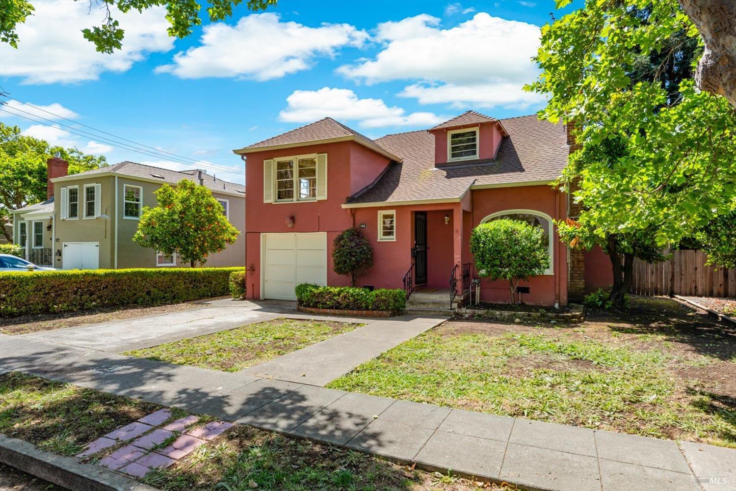 1939 Indiana Street Vallejo CA 94590