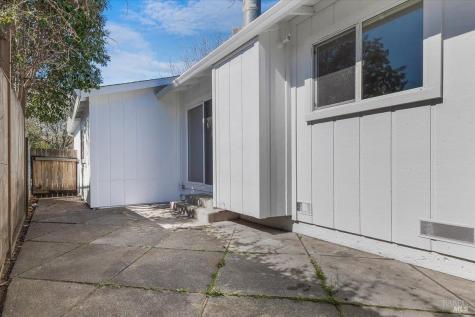 187 Pine Avenue Sonoma CA 95476