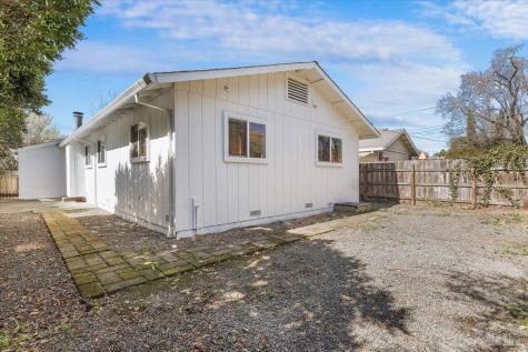 187 Pine Avenue Sonoma CA 95476