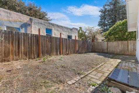 187 Pine Avenue Sonoma CA 95476