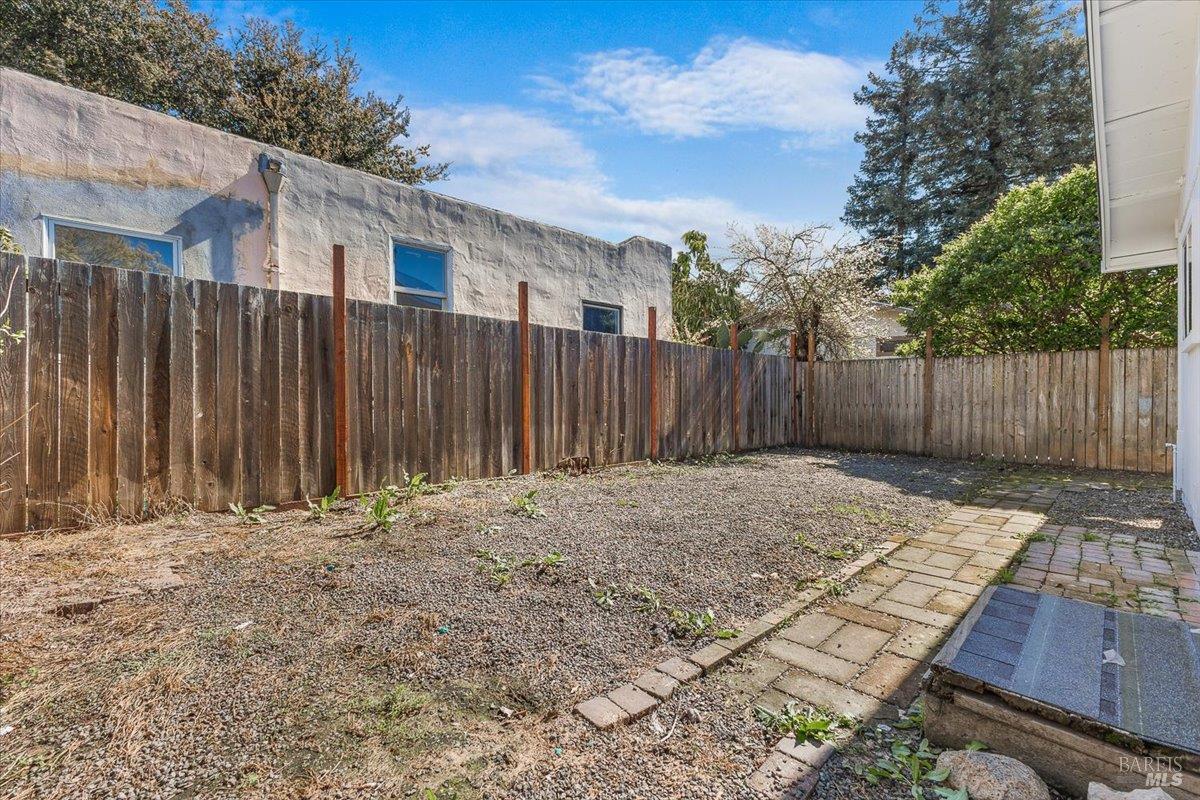 187 Pine Avenue Sonoma CA 95476