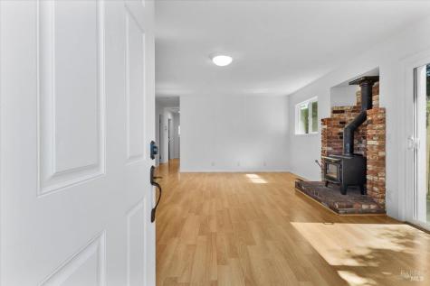 187 Pine Avenue Sonoma CA 95476