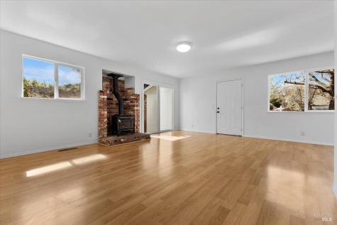 187 Pine Avenue Sonoma CA 95476
