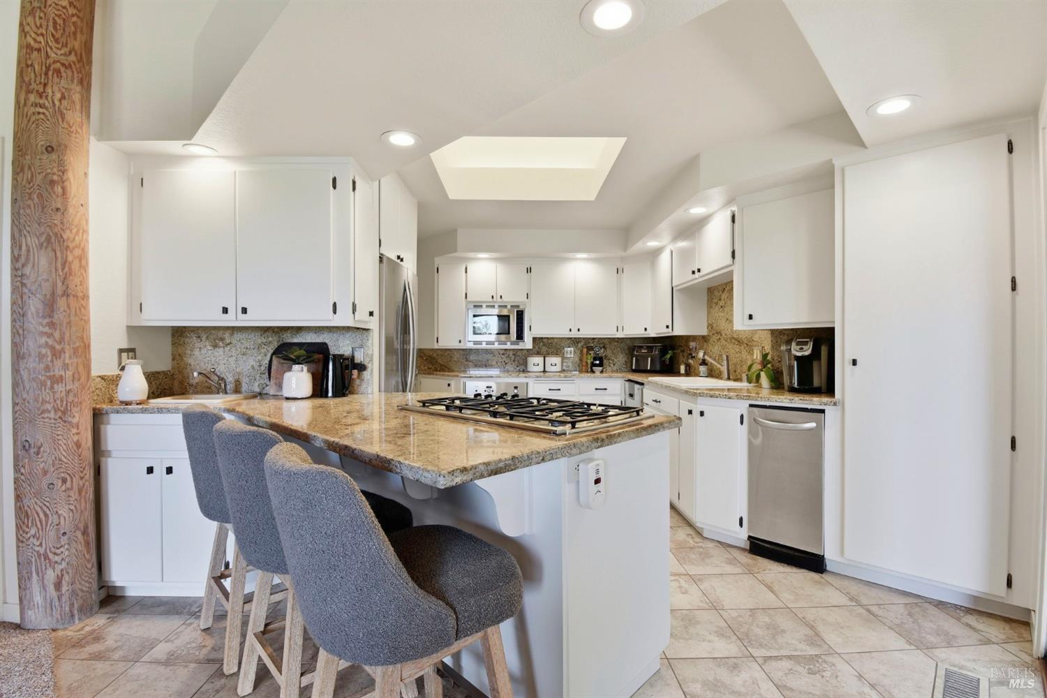 4730 Woodcliff Court Santa Rosa CA 95405