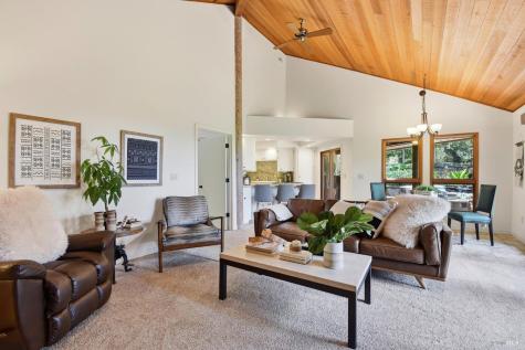 4730 Woodcliff Court Santa Rosa CA 95405