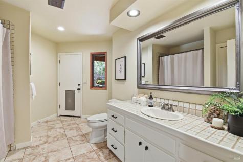 4730 Woodcliff Court Santa Rosa CA 95405
