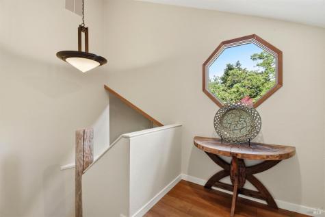 4730 Woodcliff Court Santa Rosa CA 95405
