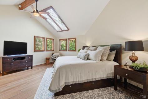 4730 Woodcliff Court Santa Rosa CA 95405