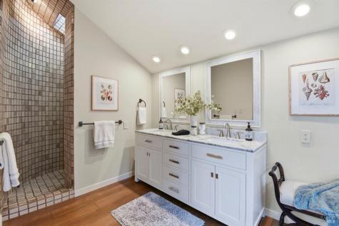 4730 Woodcliff Court Santa Rosa CA 95405