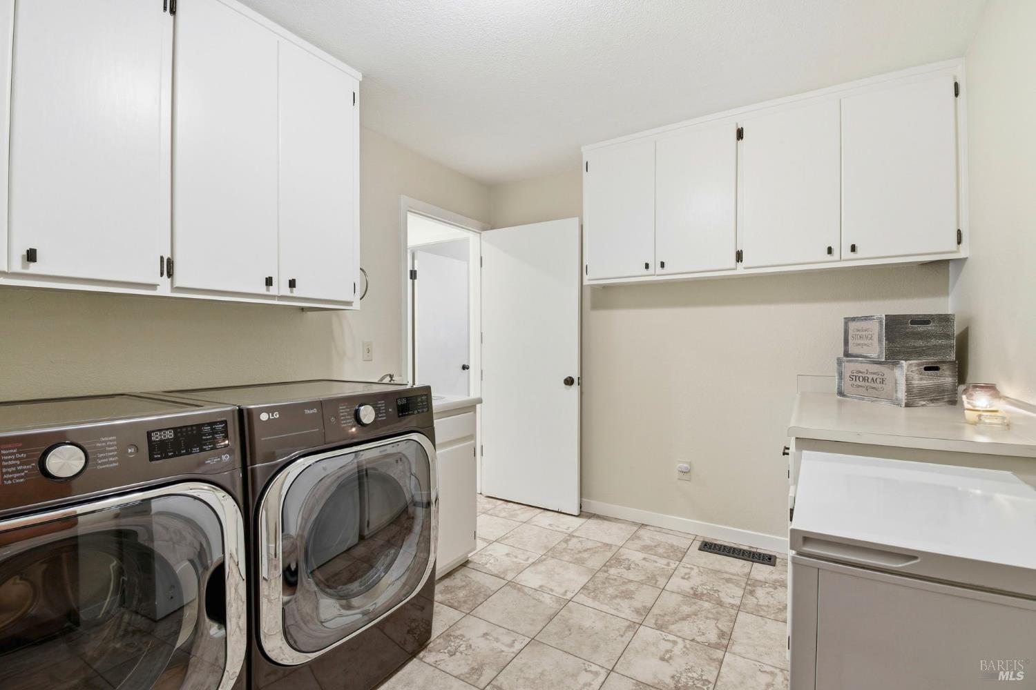 4730 Woodcliff Court Santa Rosa CA 95405